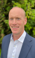 Mr Jonathan Gill