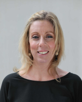 Dr Karen Breen