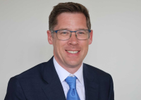 Dr Richard Hull