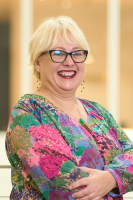 Ms Carole Simpkins