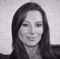 Miss Tracy Wright