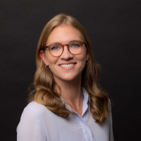 Dr Erin H Thompson