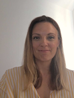 Dr Anna Redfern