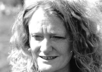 Ms Sally Wolfe