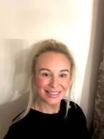 Dr Marie Robinson