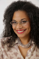 Dr Adriana Summers