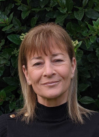 Ms Helen Woods
