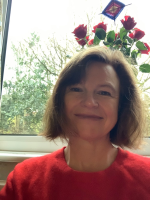 Ms Sandra Lynch