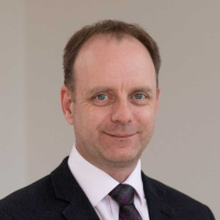 Dr Simon Green