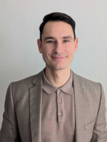 Mr Justin van Niekerk