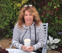 Ms Nicola Rowthorn
