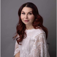 Dr Elisabeth A Pennington