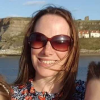 Dr Helen Smith