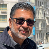 Dr Aamir Memon