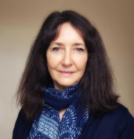 Dr Danna van Niekerk