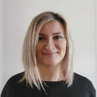 Dr Alexandra G Stanbury