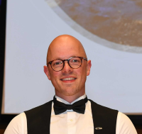 Dr Steven Stirk