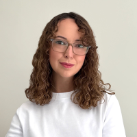 Dr Esthefanea F. Santos