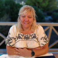 Mrs Kathryn L Perkins