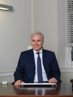 Mr Nicholas Kalavrezos