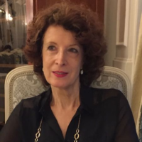 Mrs Suzanne Walsh