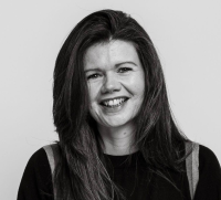 Dr Helena Nundy