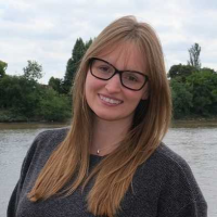 Dr April Haesler