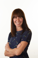 Ms Kirsty Bunce