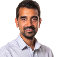 Dr Nikesh Devani
