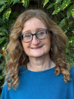 Ms Fiona Whiteman