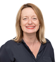 Dr Lisa M Pickering