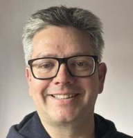 Dr Bernard Nawarski