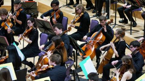 Halle and Halle Youth Orchestra