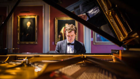 The-Bridgewater-Hall-The-Halle-May-2020-Benjamin-Grosvenor