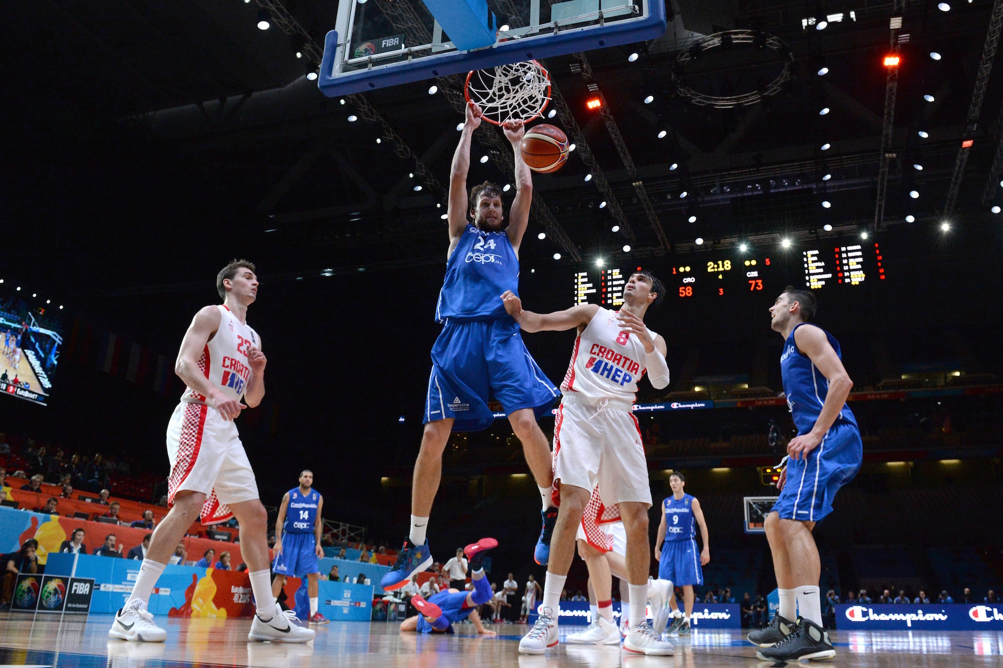 BASKET-EURO-2015-CRO-CZE