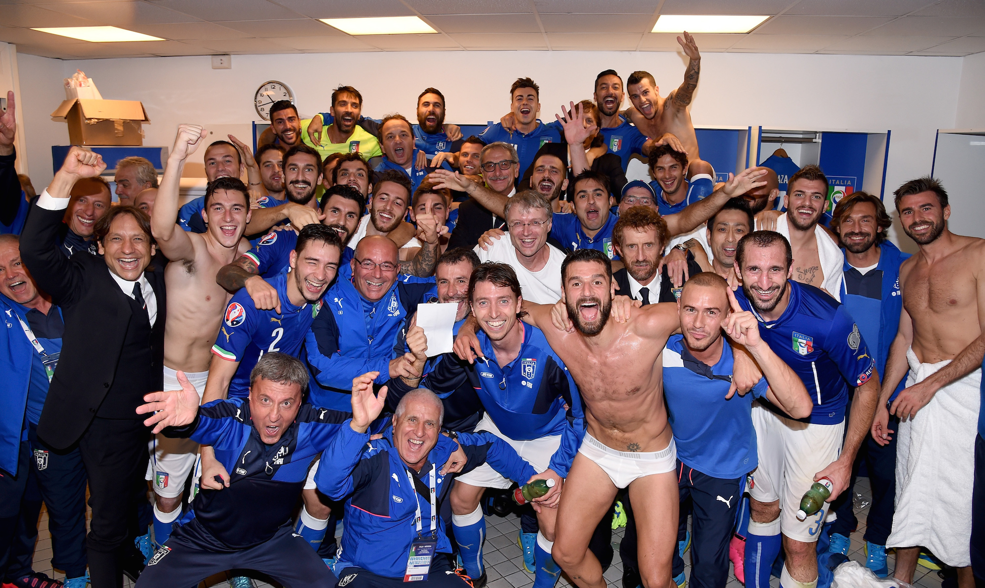 Festa azzurra negli spogliatoi
