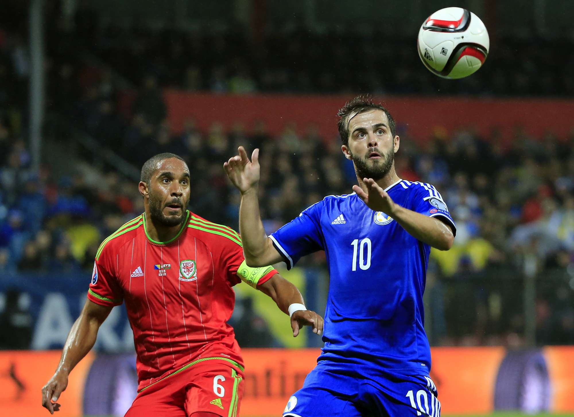 Miralem Pjanic, uno dei giocatori di riferimento della nazionale serba