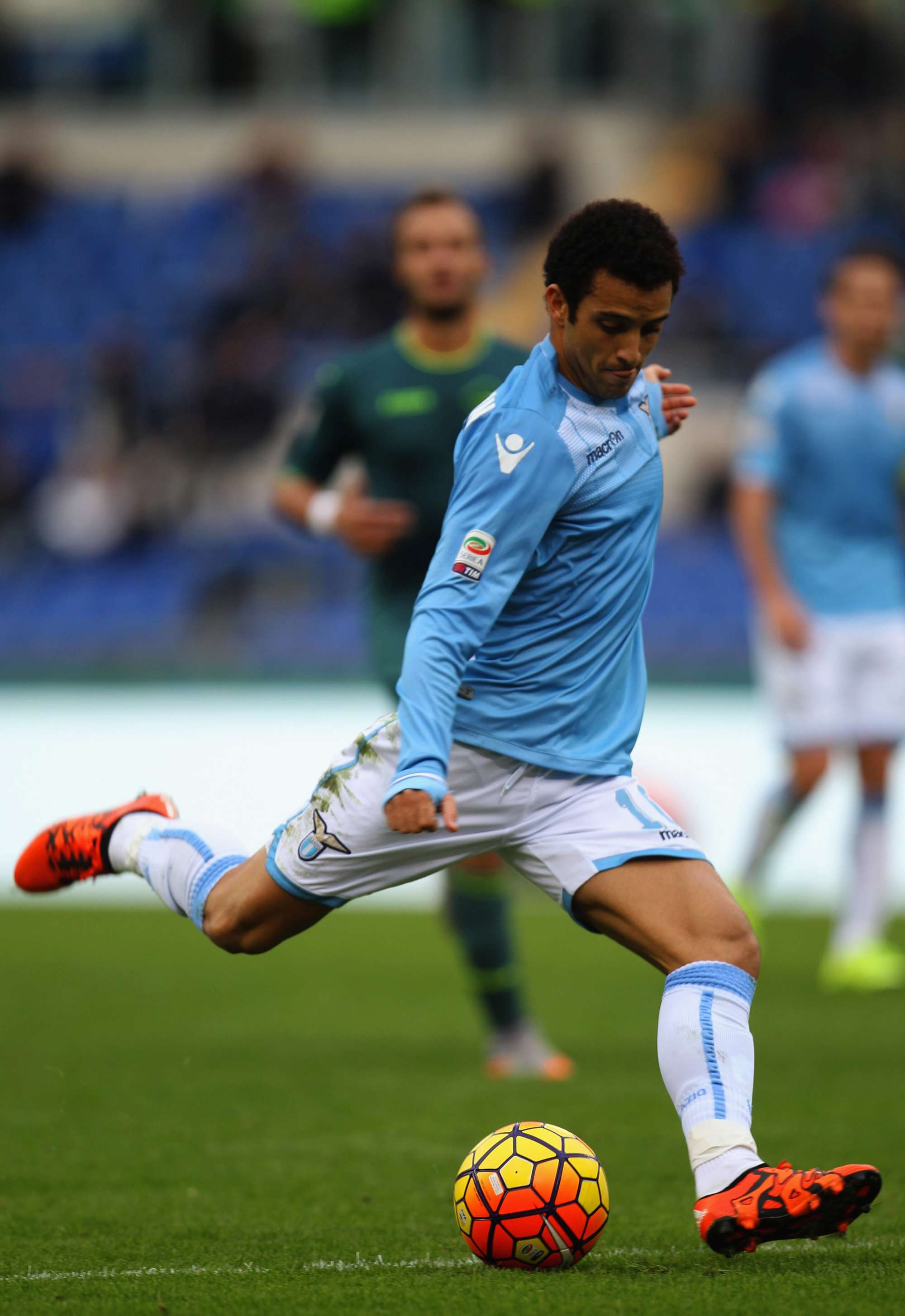 Felipe Anderson torna titolare in Europa League
