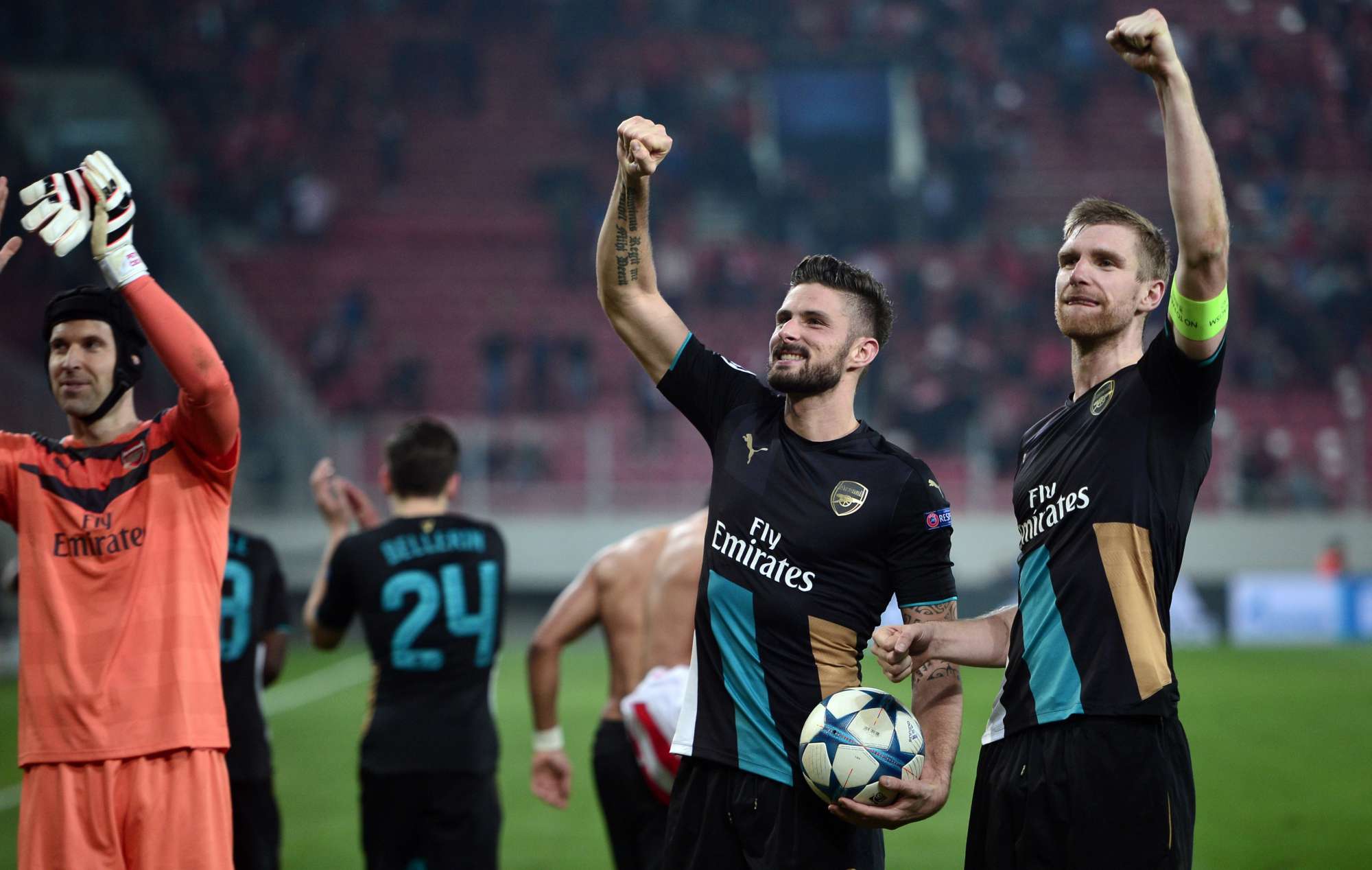 L'esultanza di Giroud, capocannoniere dell'Arsenal con 10 gol
