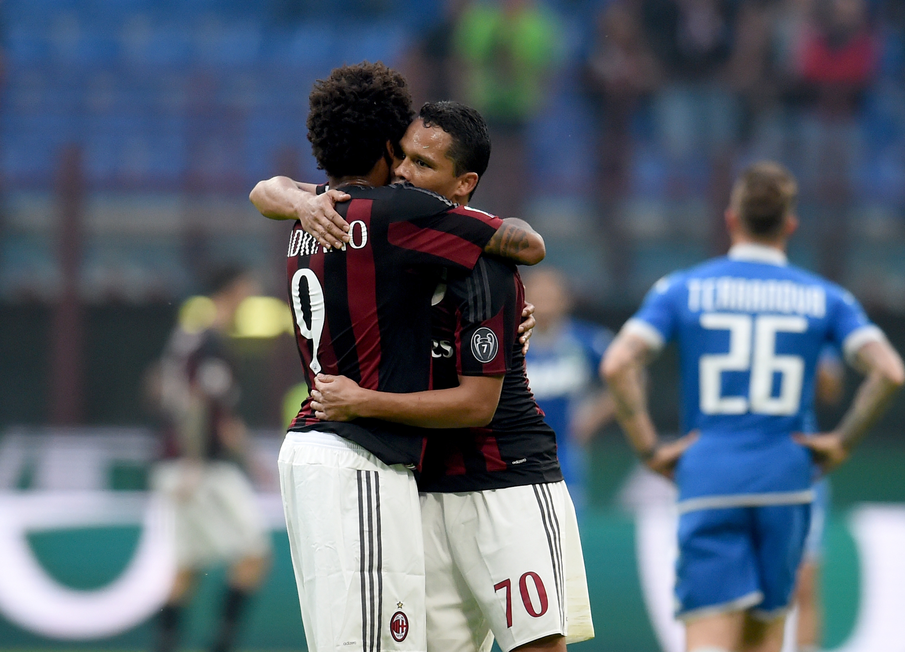 Bacca-Luiz Adriano, ovvero quella che sarebbe dovuta essere la coppia titolare dell'attacco rossonero in questa stagione