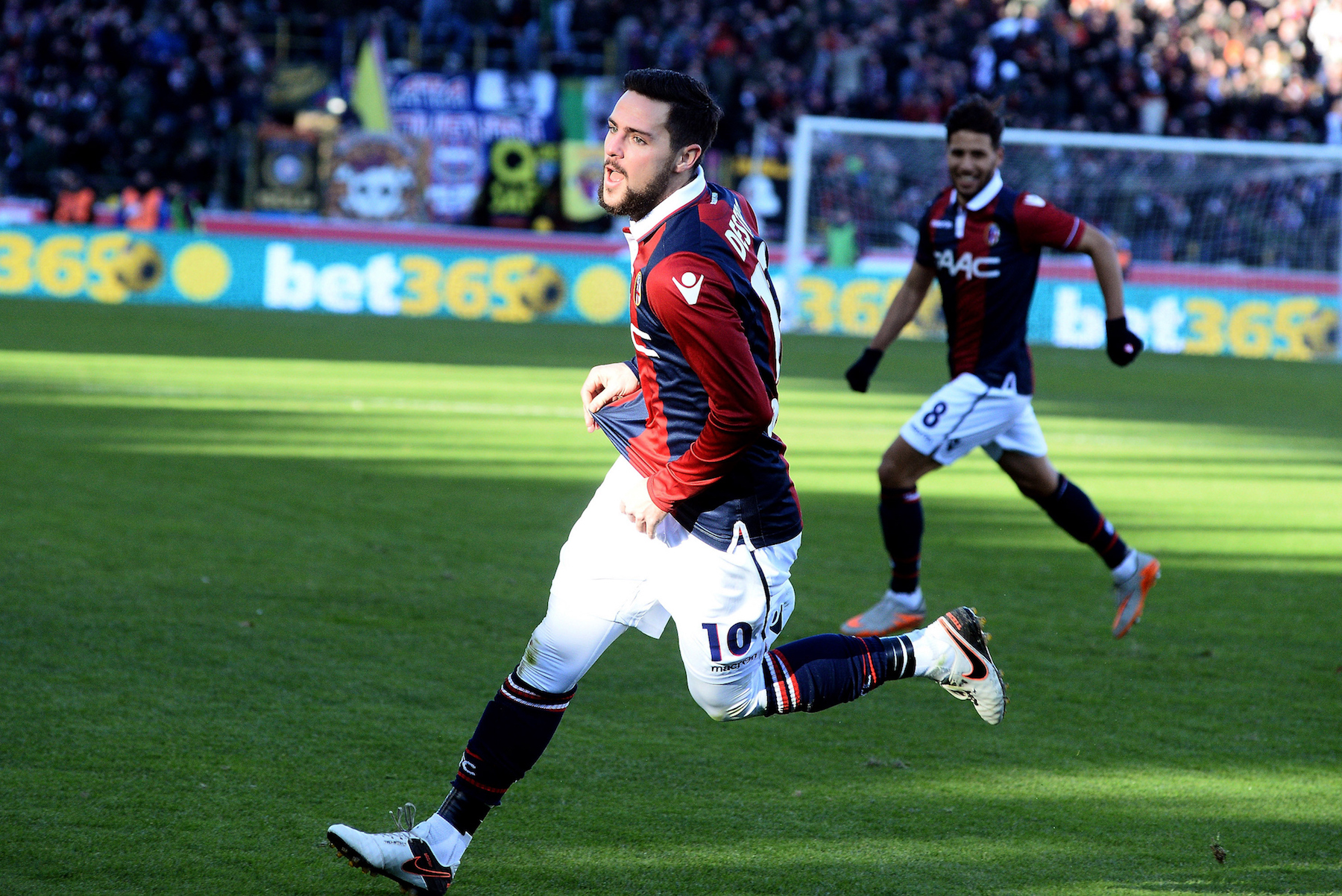 Mattia Destro, 7 gol quest'anno con la maglia del Bologna, tutti nelle 13 partite con Donadoni