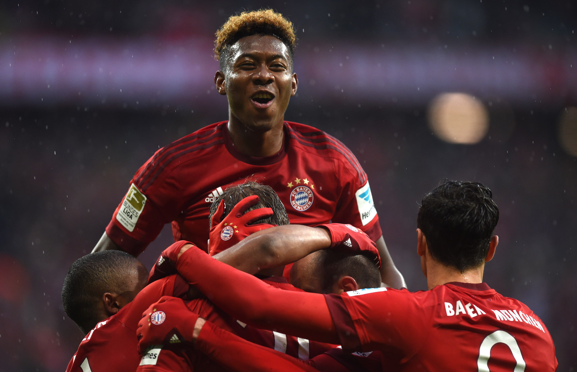 L'esultanza dei giocatori del Bayern Monaco dopo un gol contro il Darmstadt