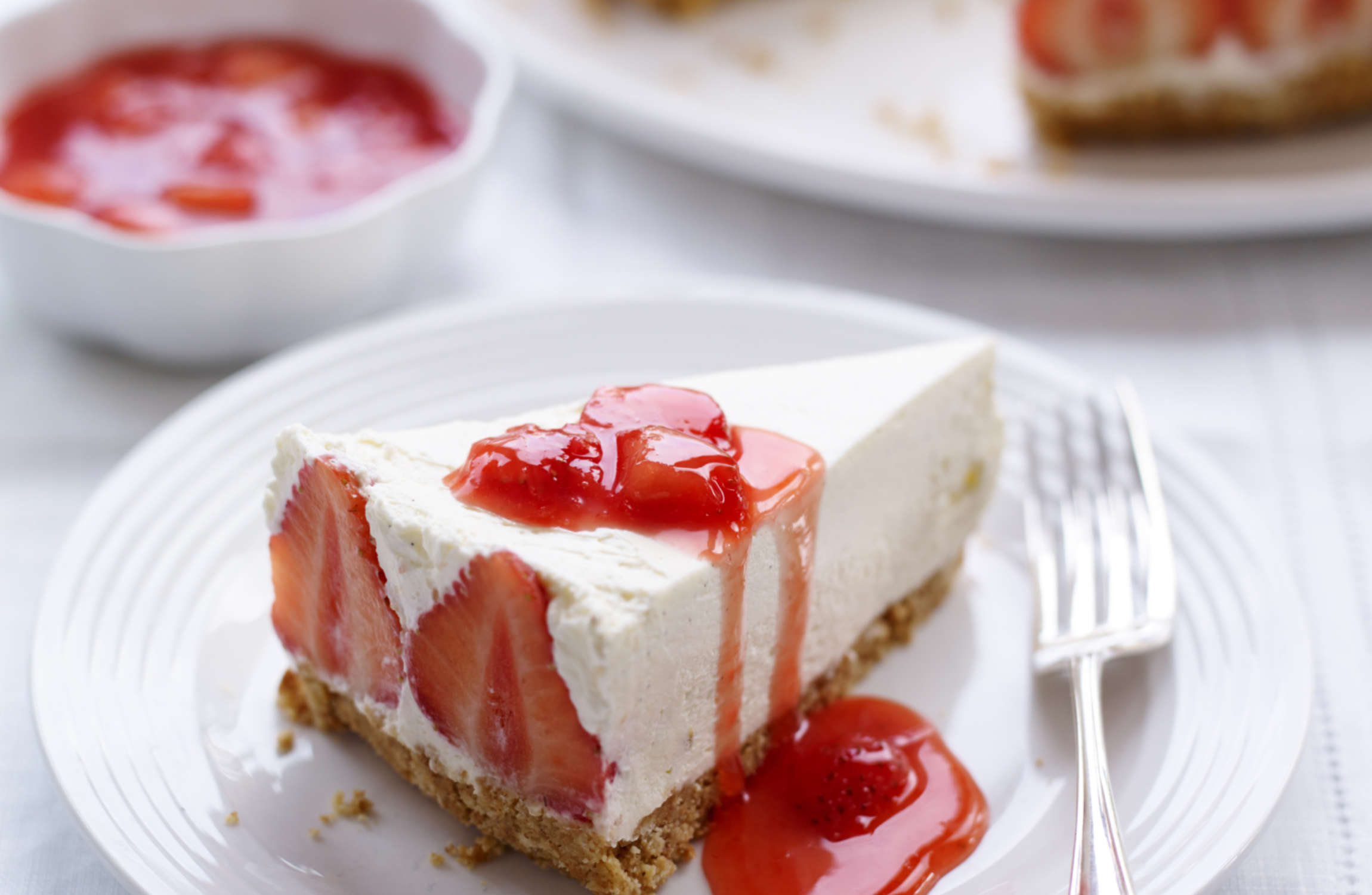 BerryWorld Simple Strawberry Cheesecake recipe