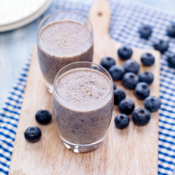 Blueberry, Avocado & Chia Super Smoothie
