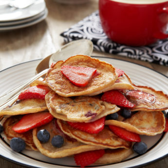 Strawberry, Blueberry & Cinnamon Mini Pancakes
