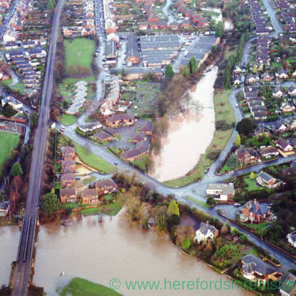 HC032 River Wye flooding in Hereford, December 2000.jpg Herefordshire
