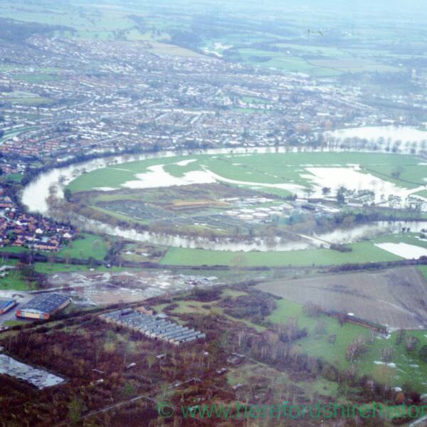 HC026 River Wye flooding in Hereford, December 2000.jpg Herefordshire