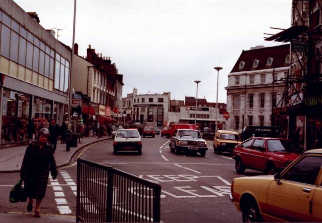Broadway, Wimbledon