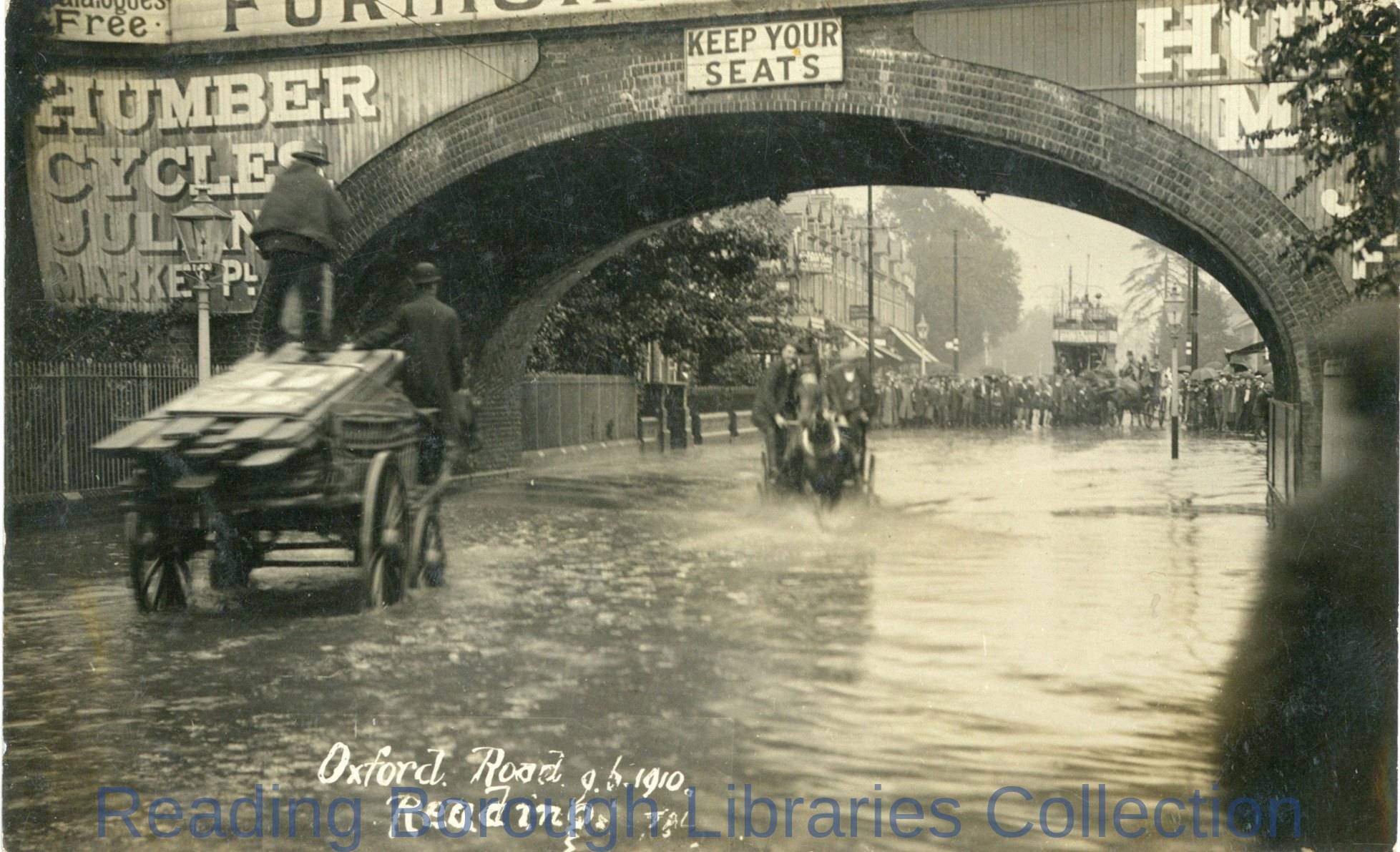 Flooding in Oxford Road, Reading, 9 June 1910. Flooding in Oxford Road, Reading, 9 June 1910.