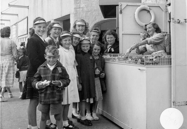 Morden and Carshalton Children's Outing to Littlehampton